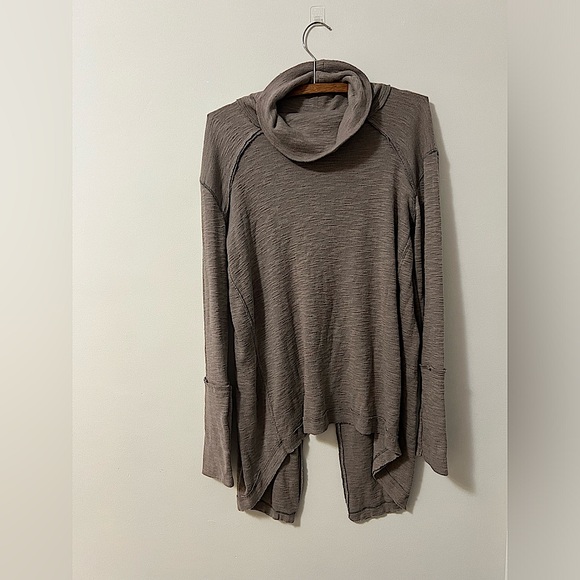 Free People Tara Split Back Turtle Neck - Picture 2 of 5